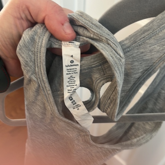 "Effortlessly Chic: Lululemon Gray Maxi Dress, gray Cross-Back Detailing, Size 4 - Picture 6 of 6